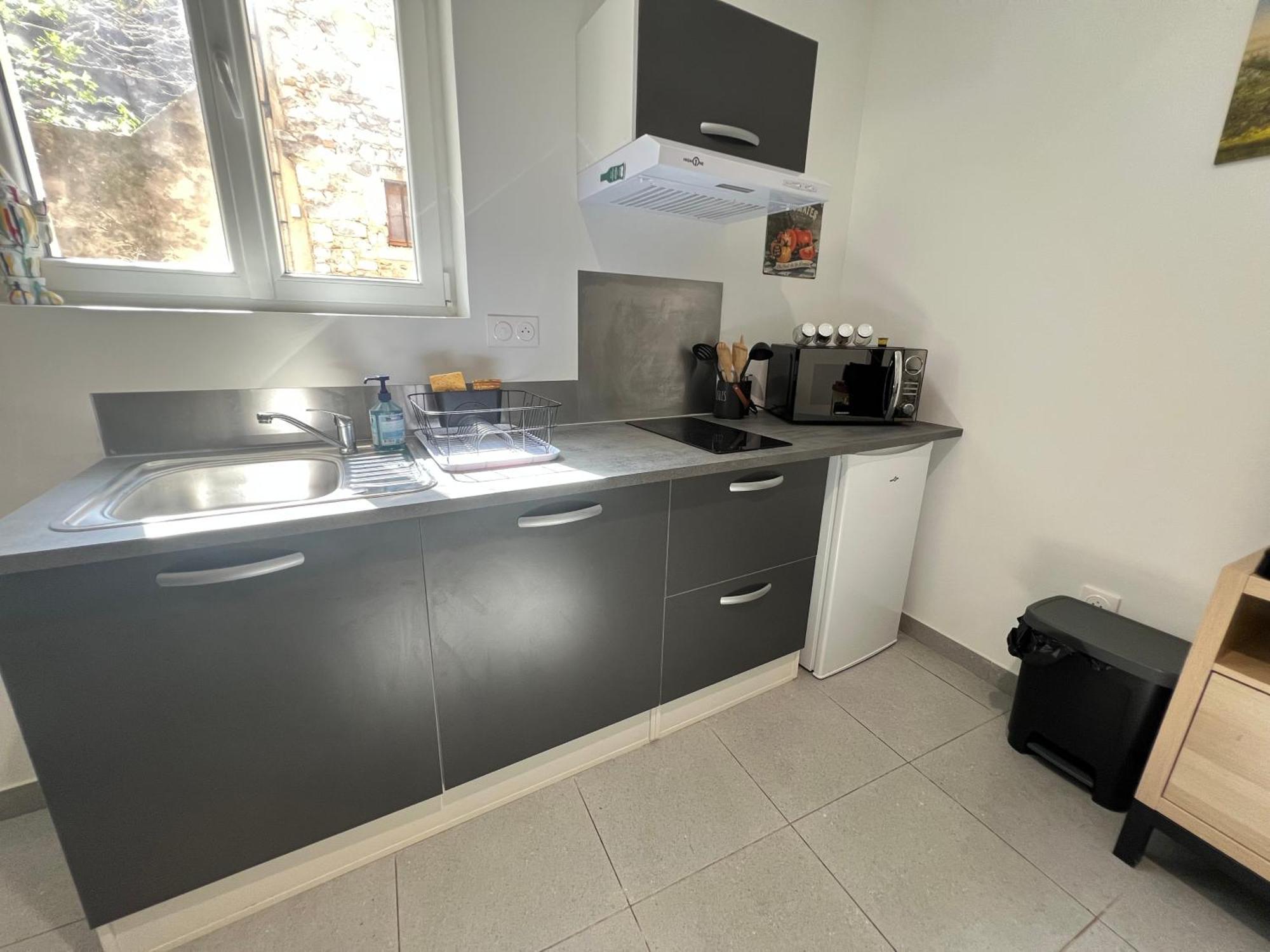 Fenix Appartement T2 40 M2 Cosy Rdc Plein Centre Ville Pierrelatte ภายนอก รูปภาพ